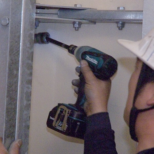 Makita DTW251Z 充電式扳手(鋰18V)(淨機)