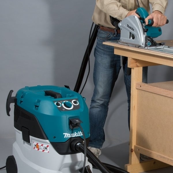 Makita 牧田 VC4210MX 集塵機42公升(乾/濕兩用)(自動清潔濾網)(M-CLASS)